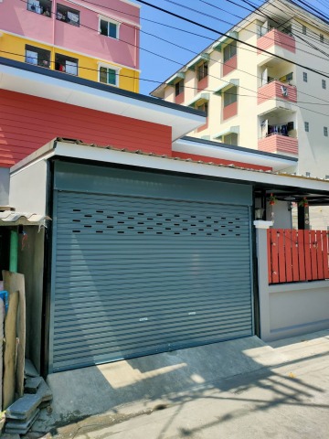 รับติดตั้งประตูม้วนทุกชนิด